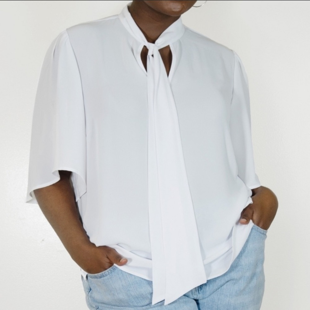 NWT ELOQUII size 24 tie neck blouse